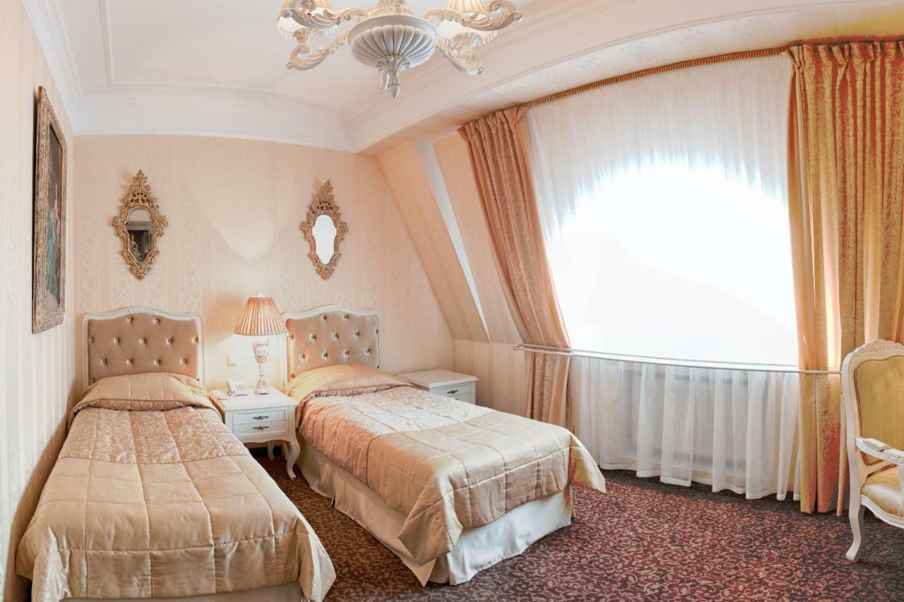 Gosudarev'S House Hotel Complex Imperial Village Sergijev Posad Eksteriør bilde